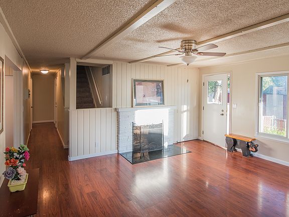 4th image of 1314 S 131st Pl