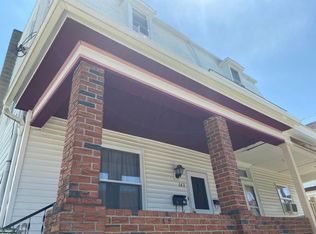 143 W White St, Summit Hill, PA 18250