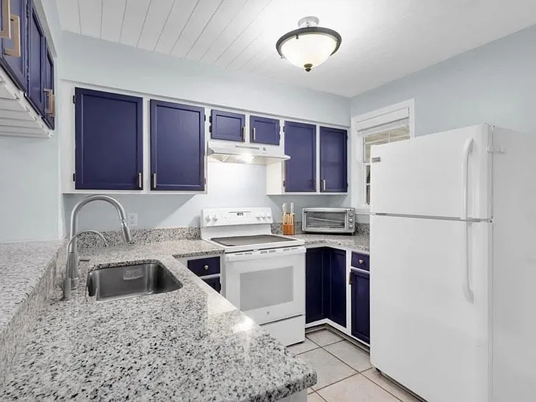 11338 Stratton Park Dr #11338 — Photo 1