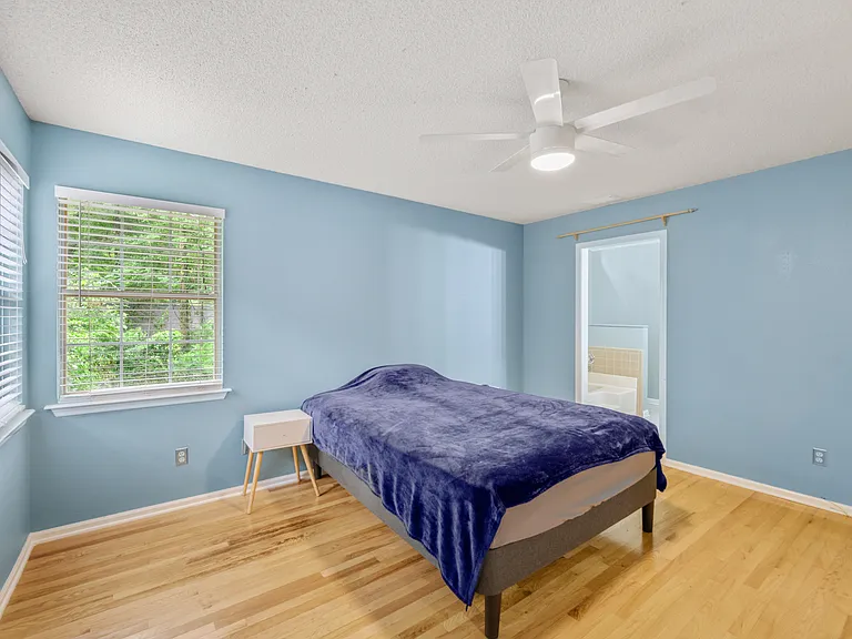 1835 Folkstone Rd — Photo 22