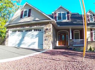 1 White Oak Rd, Nesquehoning, PA 18240