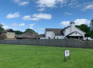 104 Lambton Dr, Lafayette, LA 70508