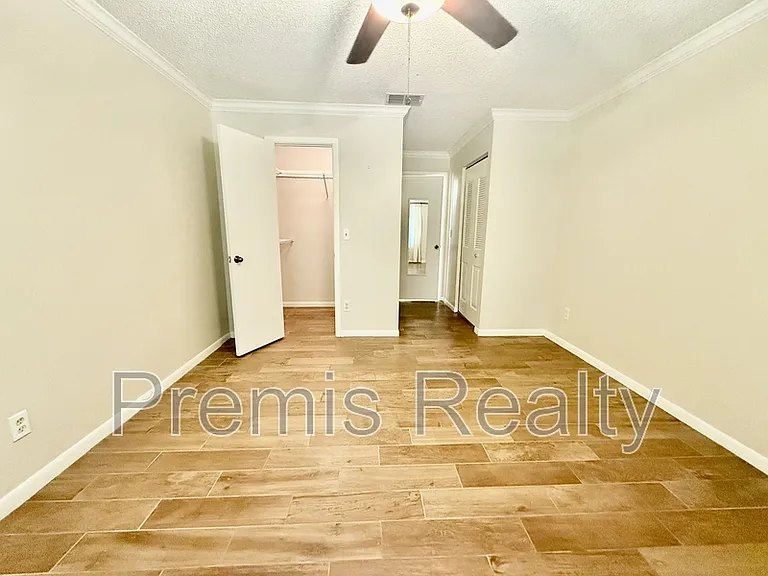 1271 Powderpuff Dr — Photo 17