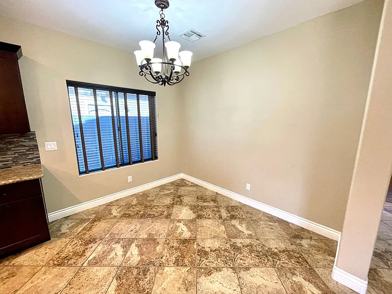 2448 Cliff Rose Way — Photo 9