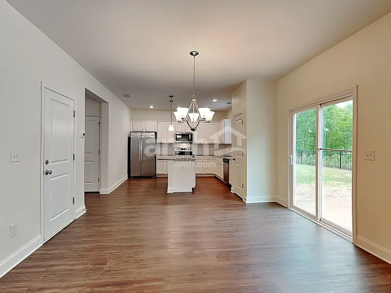 195 Hickory Pointe Loop — Photo 4
