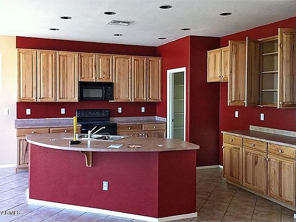2nd image of 4604 W Pleasant Ln