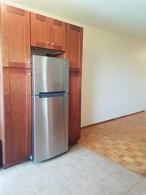 Sold by Robert E. Hill  | media 23