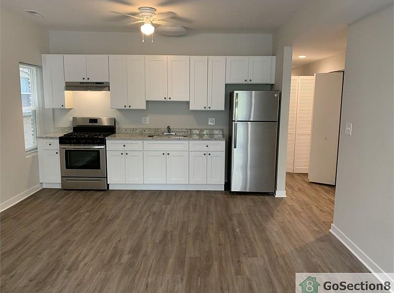 1st image of 7423 S Colfax Ave #2N