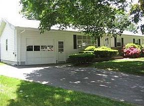 1st image of 32 Belvedere Dr