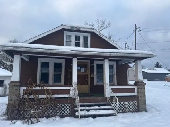 30 Front St, Franklin, PA 16323