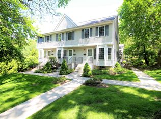 33 N Moger Ave APT 2, Mount Kisco, NY 10549