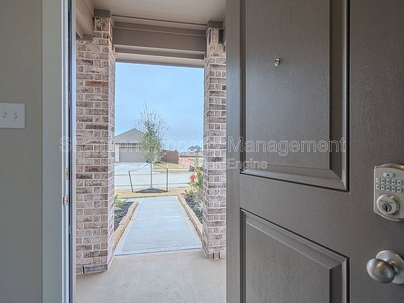 5th image of 13323 Prado Ridge Ln