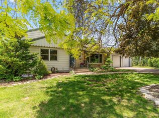 987 Chippewa Ave, Mendota Heights, MN 55118