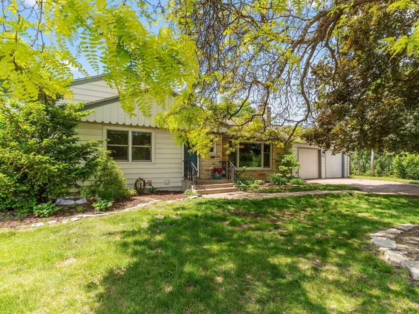 987 Chippewa Ave, Mendota Heights, MN 55118