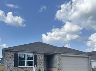 1479 Meadows Dr, Benton, AR 72019
