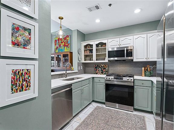 2nd image of 850 Piedmont Ave NE Unit 1609