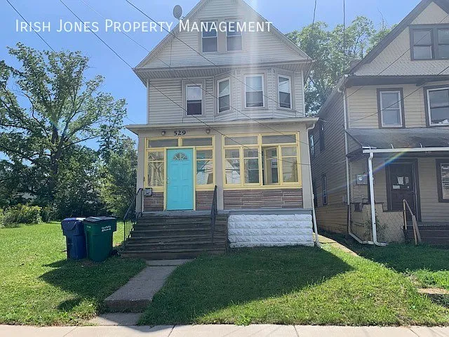 529 Winslow Ave #UPPER — Photo 1