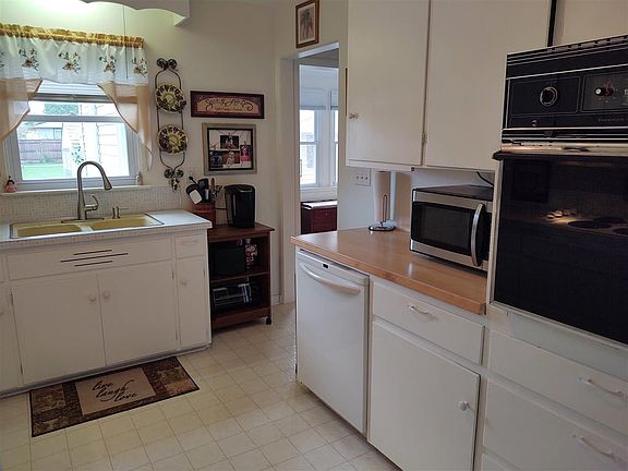 4th image of 5029 Reinhardt Ln