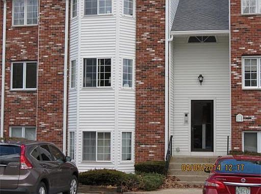 1st image of 122 Tall Oaks Dr Unit T