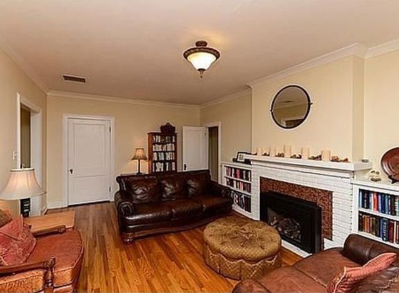 2nd image of 1293 S Race St