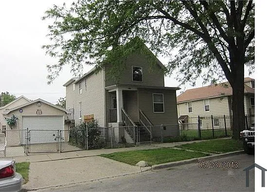 7530 S Rhodes Ave — Photo 1