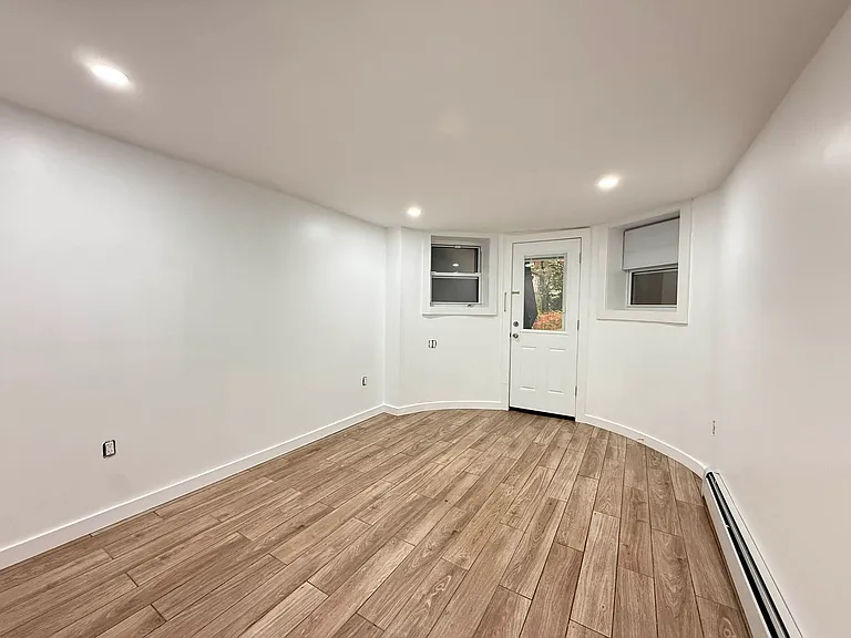 60-88 68th Ave #GARDEN — Photo 7