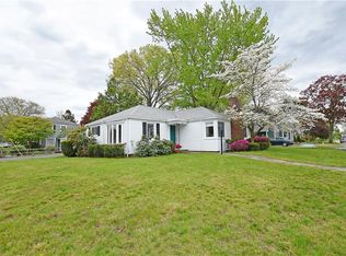 45 Bent Rd, Rumford, RI 02916