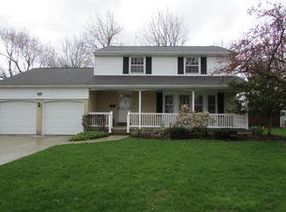 356 Cottonwood Dr, Williamsville, NY
