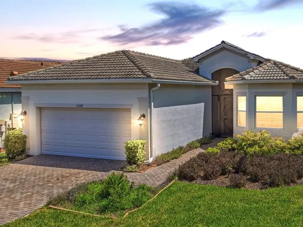 15528 Corona Del Mar Dr, Wimauma, FL 33598