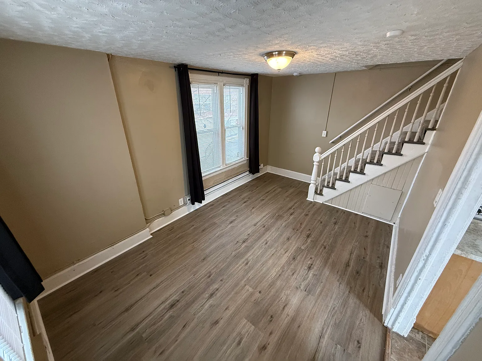 1 bed, 500 sqft, $900 — Photo 3