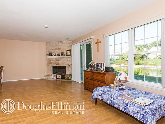 5th image of 50 Erin Ln