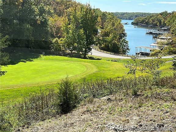 2nd image of 92 Bent Shadow Ln