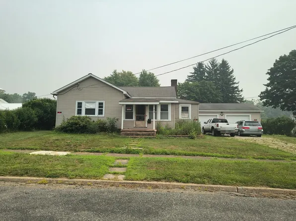 219 Oak St, Leetonia, OH 44431