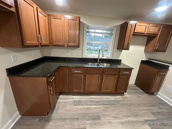 2nd image of 111 Woodrow Ave #111