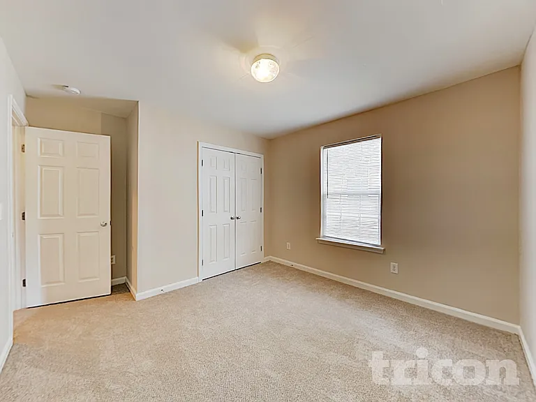 4008 Laurel Glen Dr — Photo 9