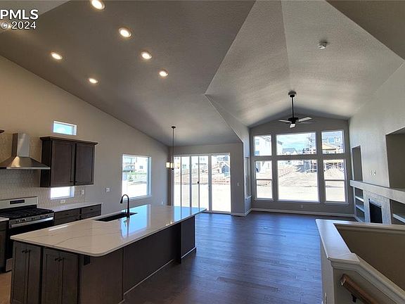 3rd image of 10719 Kentwood Dr