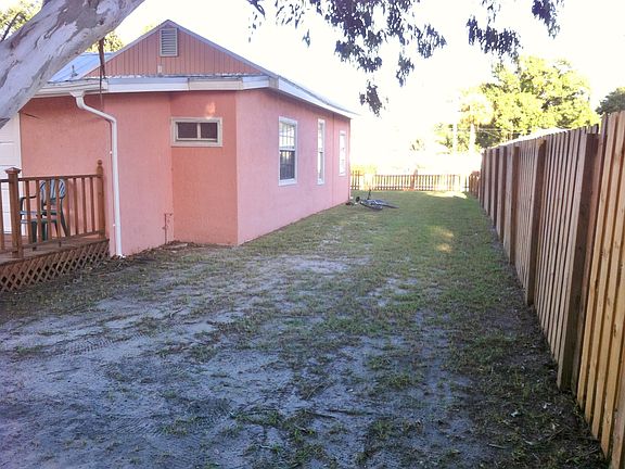 3rd image of 1955 18th Ave