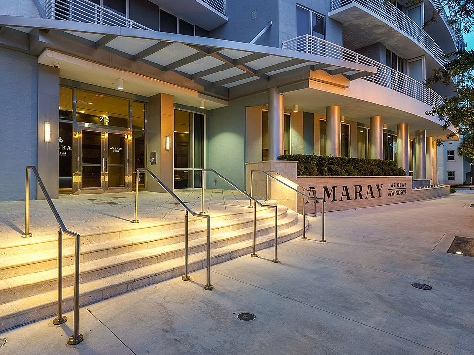 Located in beautiful Las Olas, Amaray fits right in with the thriving energy and captivating culture of Fort Lauderdale