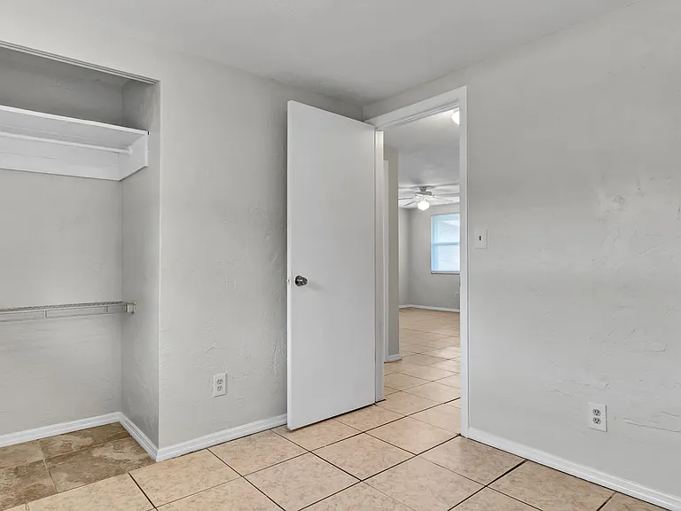 5526 59th Way N #1 — Photo 11
