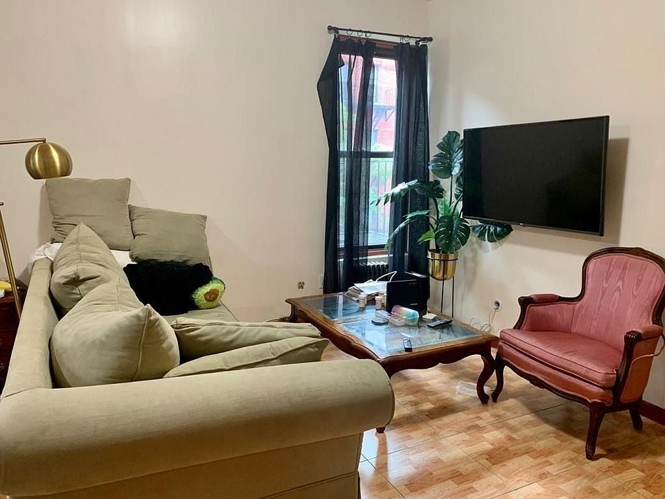 1st image of 1700 2nd Ave #5A