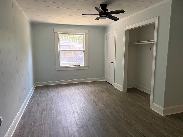 202 B Oak St #B — Photo 7