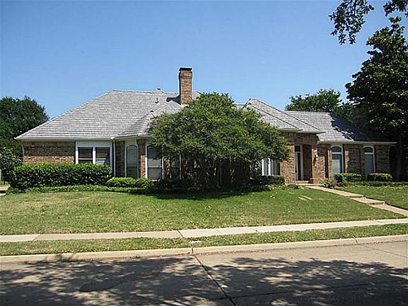 5th image of 2104 Winding Hollow Ln