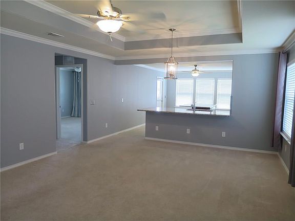 5th image of 1605 Birmingham Forest Dr