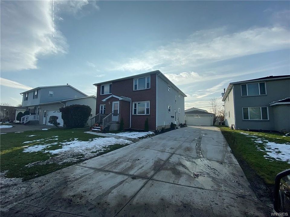 35 Crandon Blvd, Cheektowaga, NY 14225 Zillow