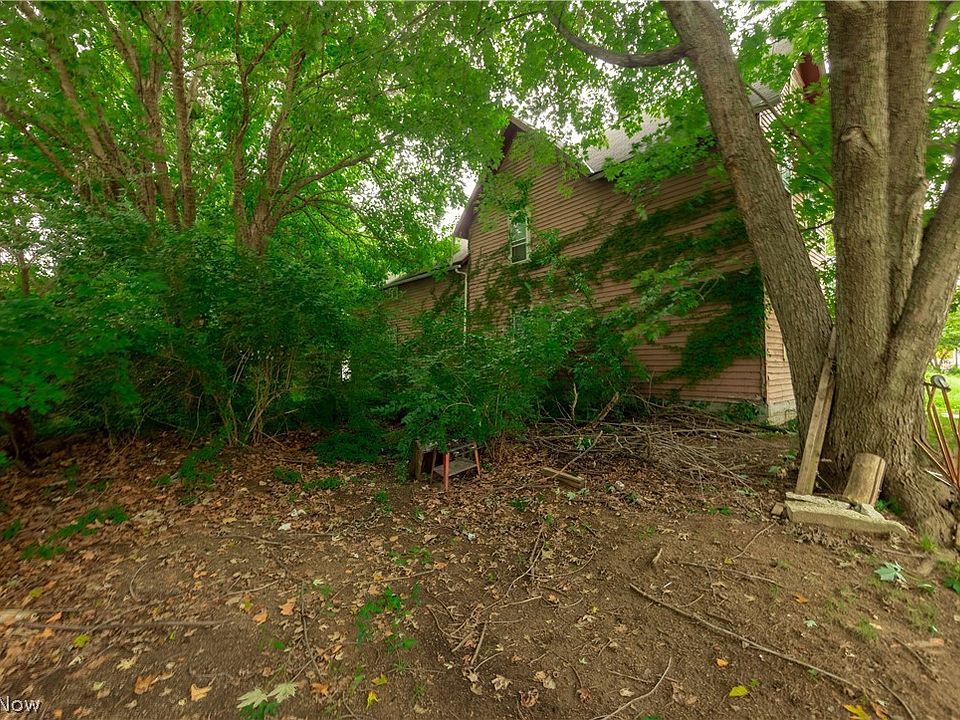 1st image of 823 Starkweather Ave