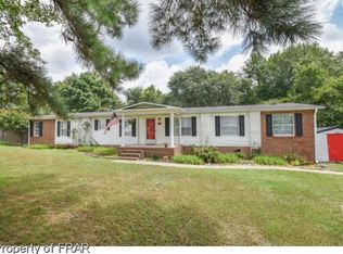 251 Farmhouse Ct, Sanford, NC 27332