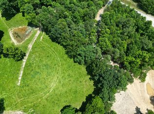 Lewis Rd, Crossville, TN 38572