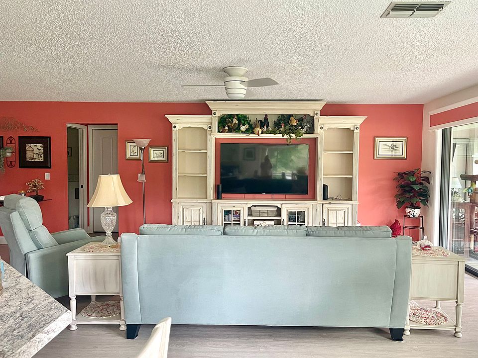Notice all of the natural light.