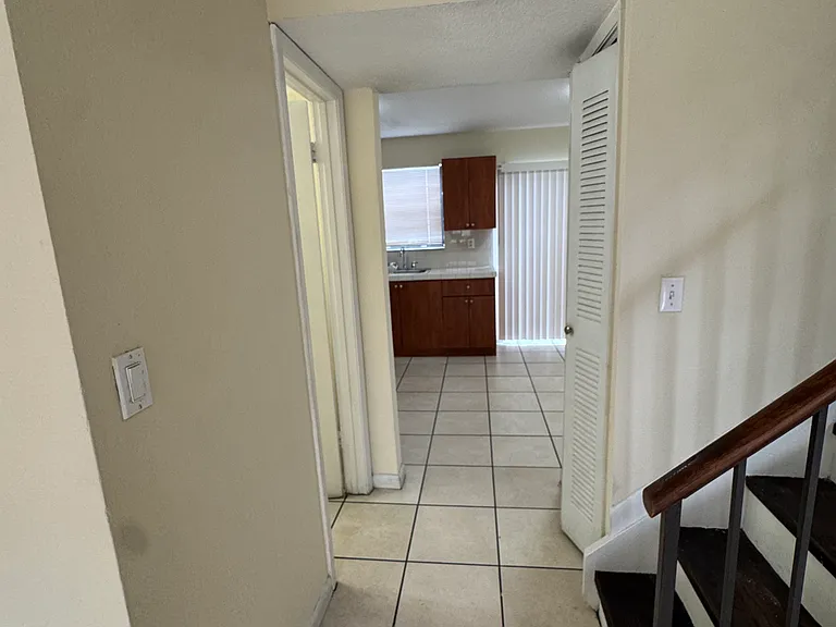 1111 NW 43rd Ave #207 — Photo 7