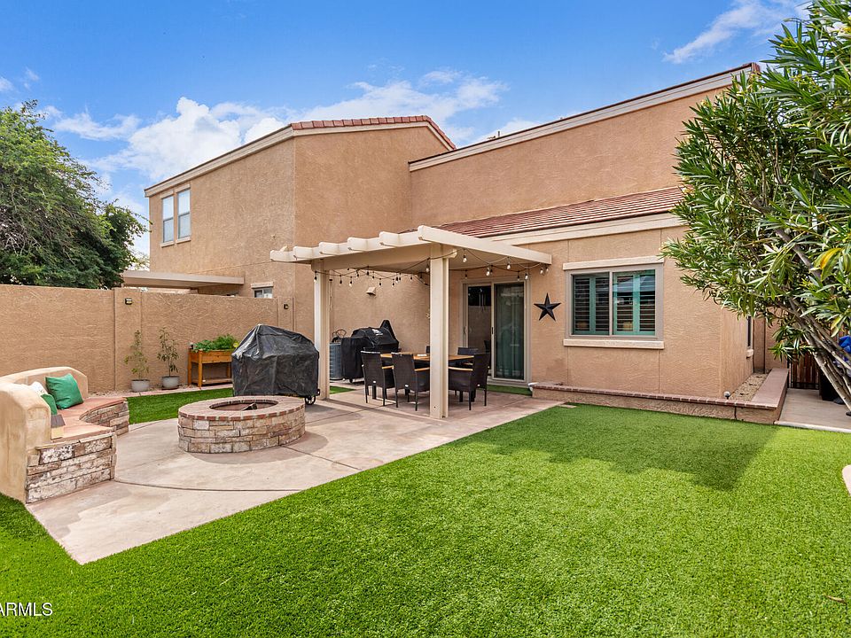 1st image of 10643 N 70TH Drive